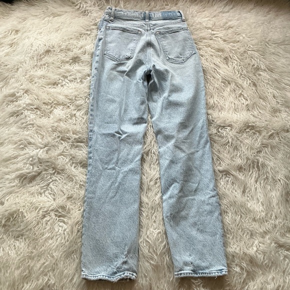 Abercrombie Curve Love The 90s Straight Ultra High Rise Jeans - Picture 4 of 4
